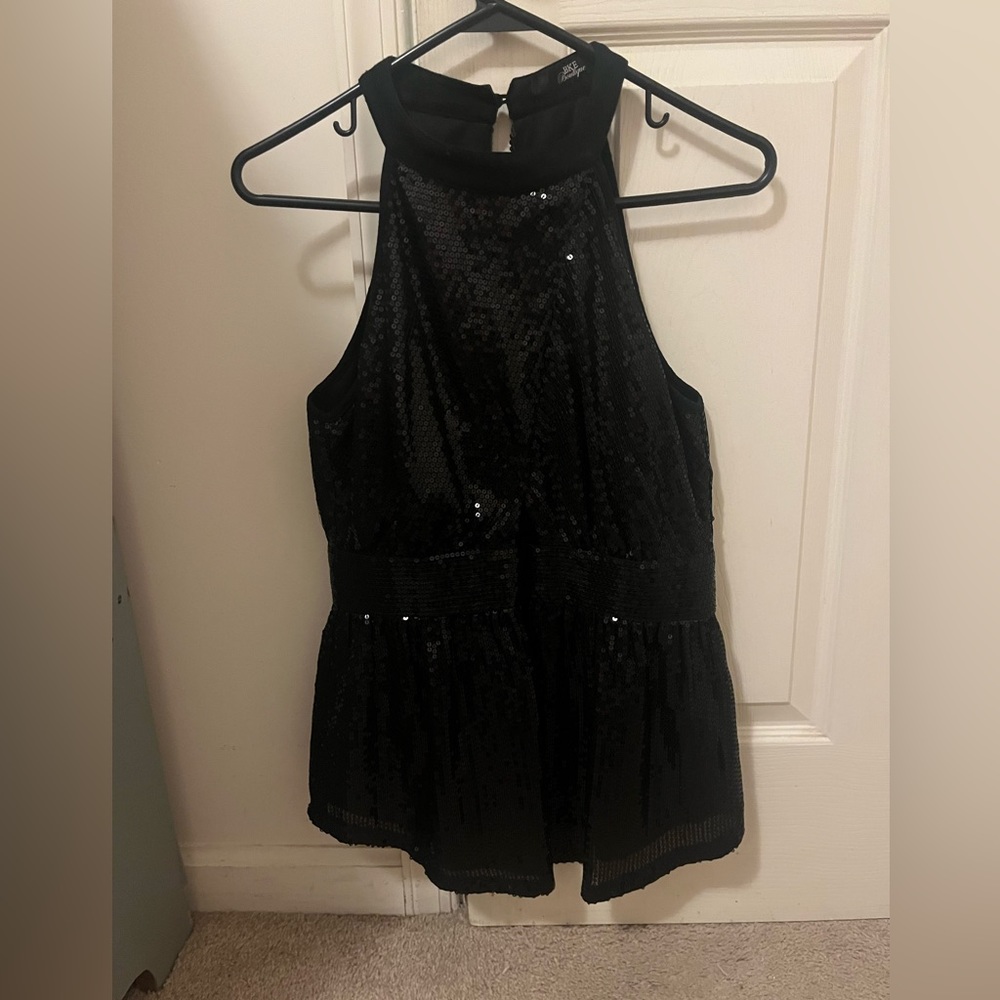 Black sequence women’s top size M